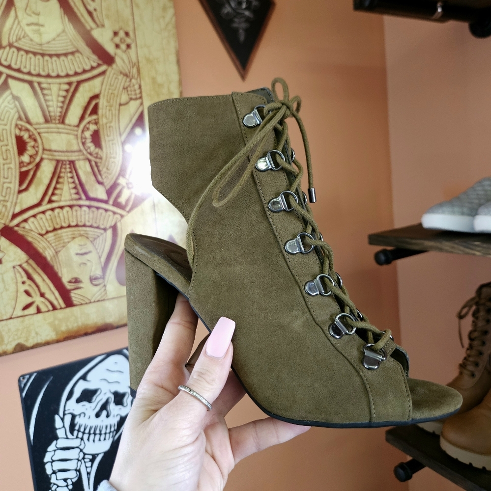 Womens Guess Megain Lace Up Open Toe